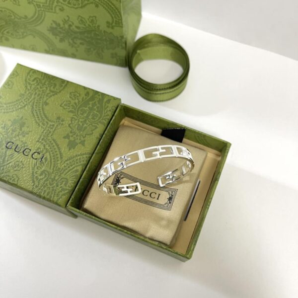 replica,repliche,fake,1:1,earrings,bracelet,ring,jewelry Bracciale Gucci Doppia G (EDB6)