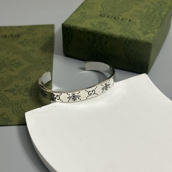 replica,repliche,fake,1:1,earrings,bracelet,ring,jewelry Bracciale classico Gucci più venduto (9031)