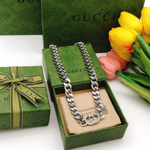 replica,repliche,fake,1:1,earrings,bracelet,ring,jewelry Gucci nuova collana in argento intrecciata con doppia G (05C5)