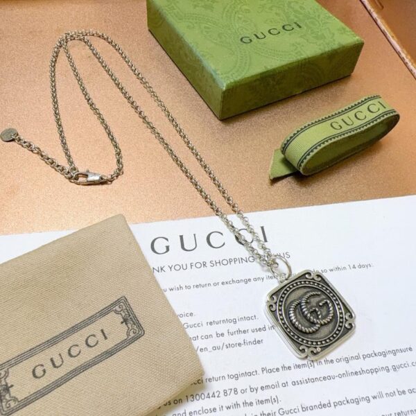 replica,repliche,fake,1:1,earrings,bracelet,ring,jewelry L’ultima catena di prodotti Gucci serie Anger Forest doppia G (74A8)