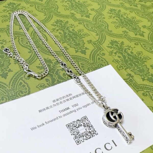 replica,repliche,fake,1:1,earrings,bracelet,ring,jewelry L’ultima catena di prodotti Gucci serie Anger Forest doppia g (2CFE)