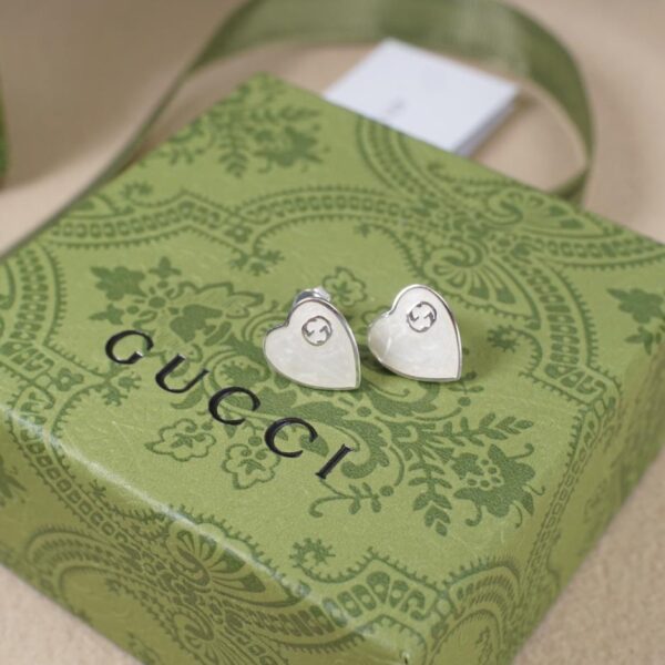 replica,repliche,fake,1:1,earrings,bracelet,ring,jewelry [Argento sterling 925 all-over] Orecchini Gucci Interlocking Love in smalto bianco serie Heart (7A1F)