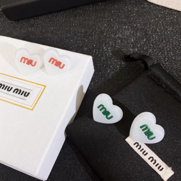 replica,repliche,fake,1:1,earrings,bracelet,ring,jewelry Orecchini Miumiu lettera d’amore (CC4F)