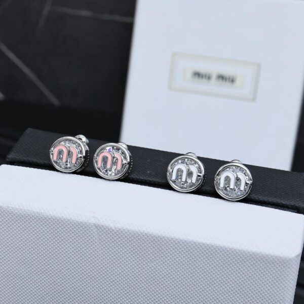 replica,repliche,fake,1:1,earrings,bracelet,ring,jewelry Orecchini rotondi smaltati Miumiu (1567)