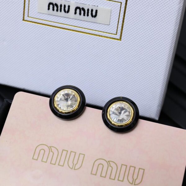 replica,repliche,fake,1:1,earrings,bracelet,ring,jewelry Miumiu nuovi orecchini a bottone con diamanti rotondi smaltati (48F8)