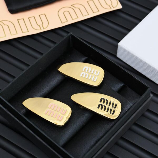 replica,repliche,fake,1:1,earrings,bracelet,ring,jewelry Miu miu nuovo fermaglio per capelli piccolo (14D5)