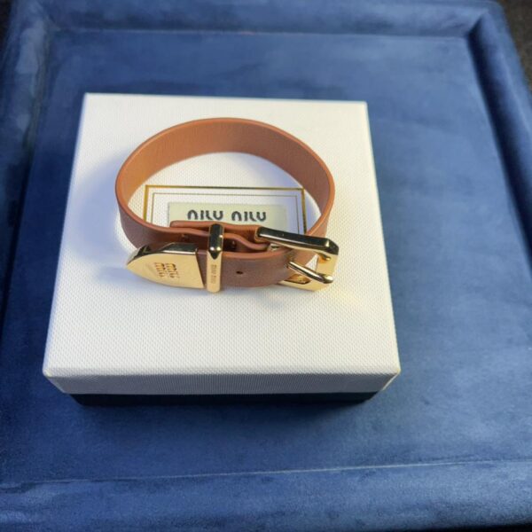 replica,repliche,fake,1:1,earrings,bracelet,ring,jewelry braccialetto in pelle miumiu (78ED)