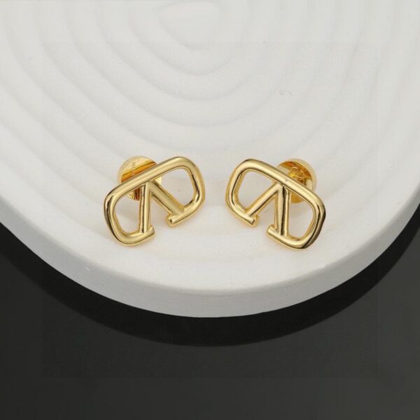 replica,repliche,fake,1:1,earrings,bracelet,ring,jewelry  Valentino Orecchini V logo Valentino (408C)