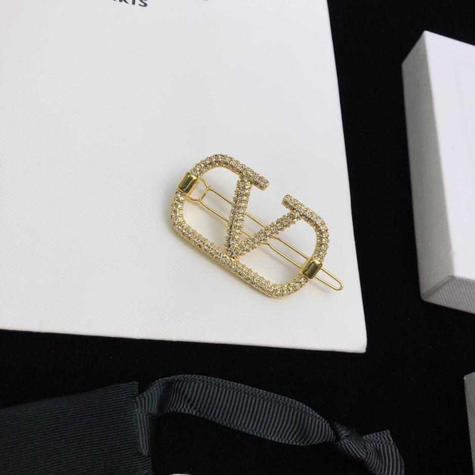 replica,repliche,fake,1:1,earrings,bracelet,ring,jewelry Fermaglio per capelli Valentino contatore nuovo (A2BB) replica,repliche,fake,1:1,earrings,bracelet,ring,jewelry Fermaglio per capelli Valentino contatore nuovo (A2BB)