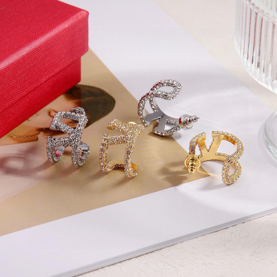 replica,repliche,fake,1:1,earrings,bracelet,ring,jewelry Nuovi orecchini Valentino Valentino (E4B0) replica,repliche,fake,1:1,earrings,bracelet,ring,jewelry Nuovi orecchini Valentino Valentino (E4B0)