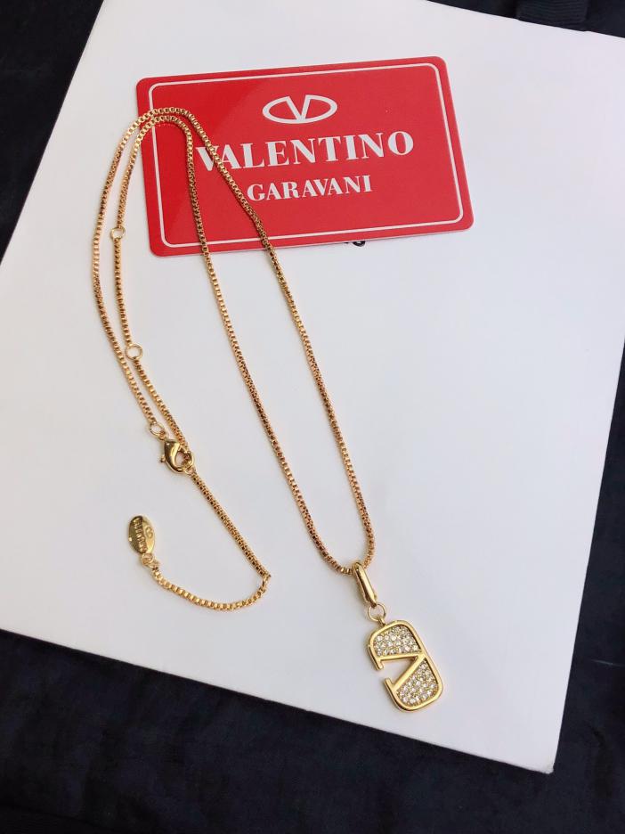 replica,repliche,fake,1:1,earrings,bracelet,ring,jewelry Bancone Valentino nuovo stile (D702) replica,repliche,fake,1:1,earrings,bracelet,ring,jewelry Bancone Valentino nuovo stile (D702)