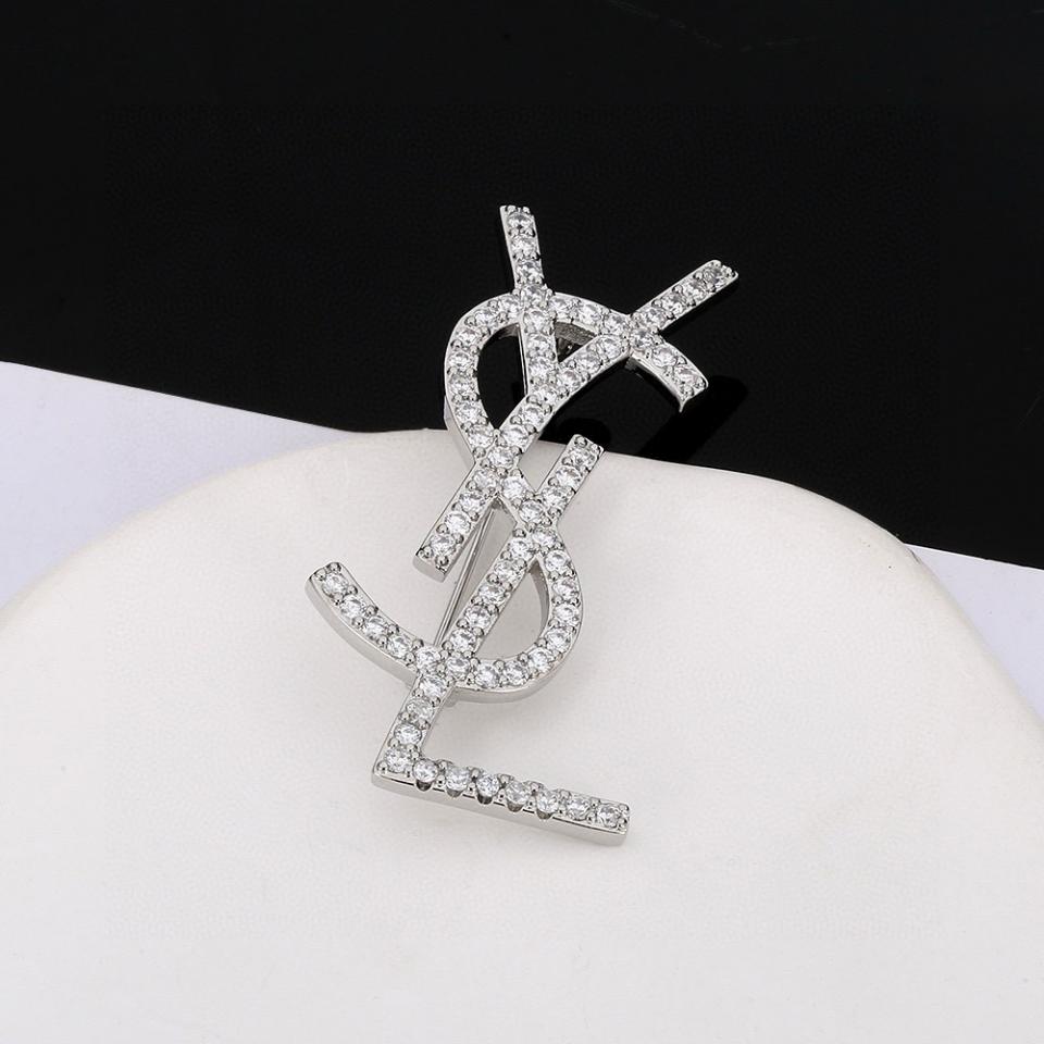 replica,repliche,fake,1:1,earrings,bracelet,ring,jewelry Spilla Yves Saint Laurent Classica Lusso (F6A5) replica,repliche,fake,1:1,earrings,bracelet,ring,jewelry Spilla Yves Saint Laurent Classica Lusso (F6A5)