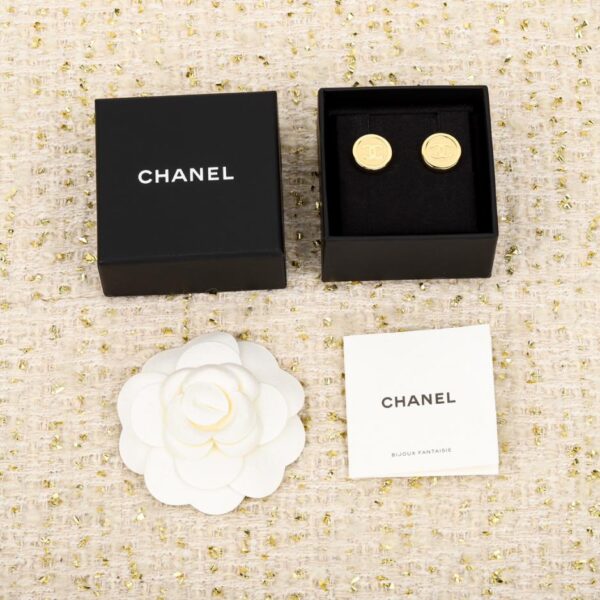 Orecchini a torta rotondi Chanel