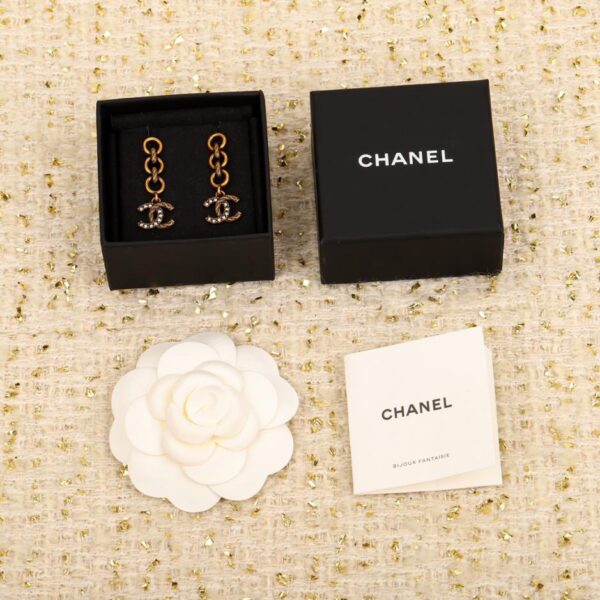 Orecchini doppia c di Chanel
