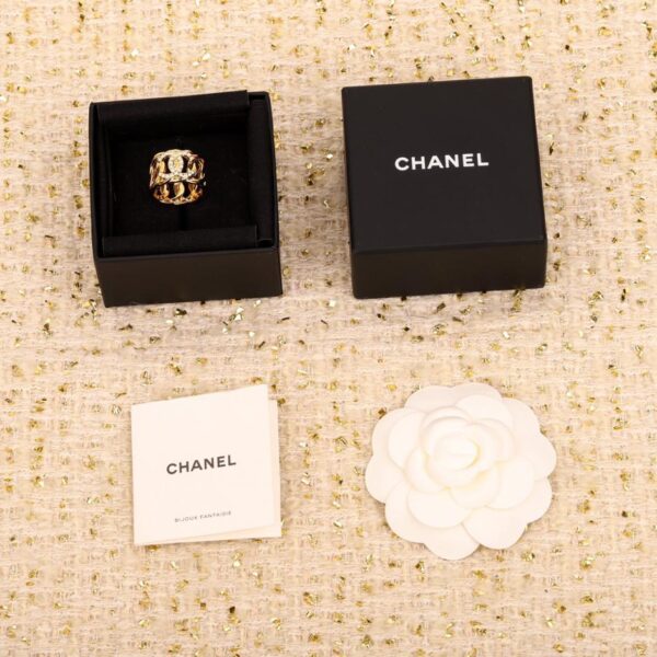 replica,repliche,fake,1:1,earrings,bracelet,ring,jewelry Anello vuoto di Chanel