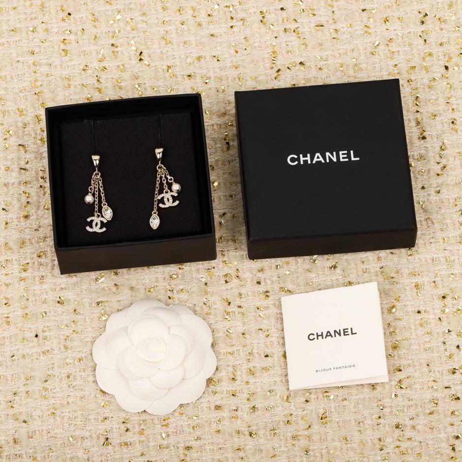 replica,repliche,fake,1:1,earrings,bracelet,ring,jewelry Orecchini Chanel Nappa Doppia C Diamanti Swarovski replica,repliche,fake,1:1,earrings,bracelet,ring,jewelry Orecchini Chanel Nappa Doppia C Diamanti Swarovski
