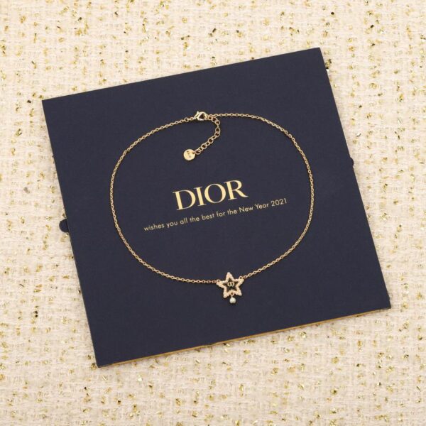 Collana Dior stella a cinque punte Cruise ultimo modello