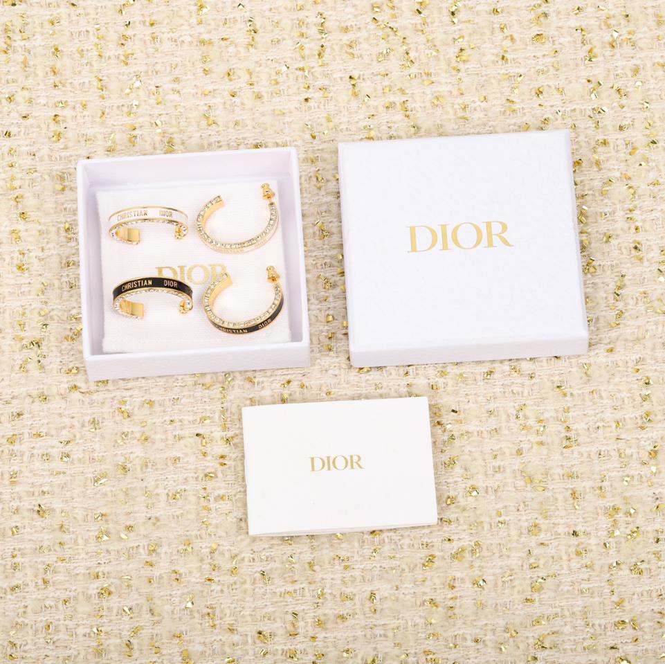 replica,repliche,fake,1:1,earrings,bracelet,ring,jewelry Orecchini Dior a goccia d’olio replica,repliche,fake,1:1,earrings,bracelet,ring,jewelry Orecchini Dior a goccia d’olio