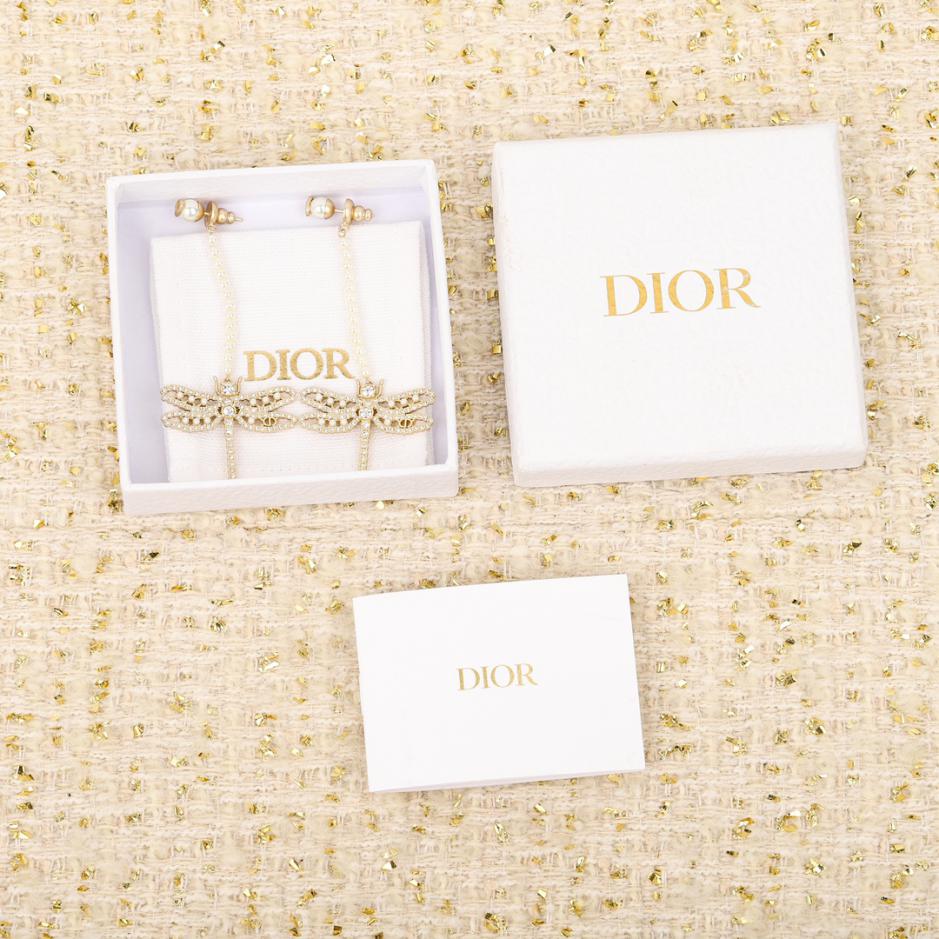 replica,repliche,fake,1:1,earrings,bracelet,ring,jewelry Orecchini Dior con doppia perla libellula replica,repliche,fake,1:1,earrings,bracelet,ring,jewelry Orecchini Dior con doppia perla libellula