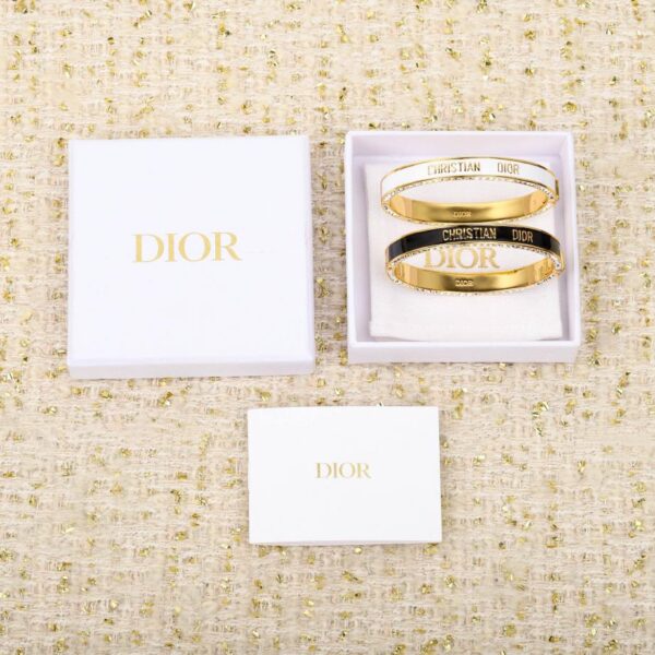 Bracciale Dior con diamanti che colano olio