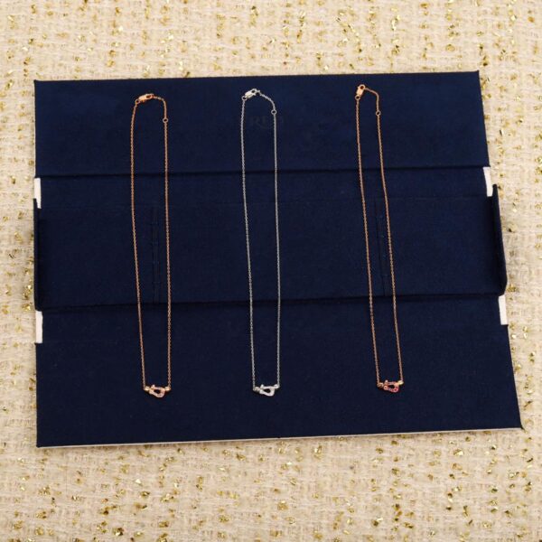 replica,repliche,fake,1:1,earrings,bracelet,ring,jewelry Collana a ferro di cavallo di Fred