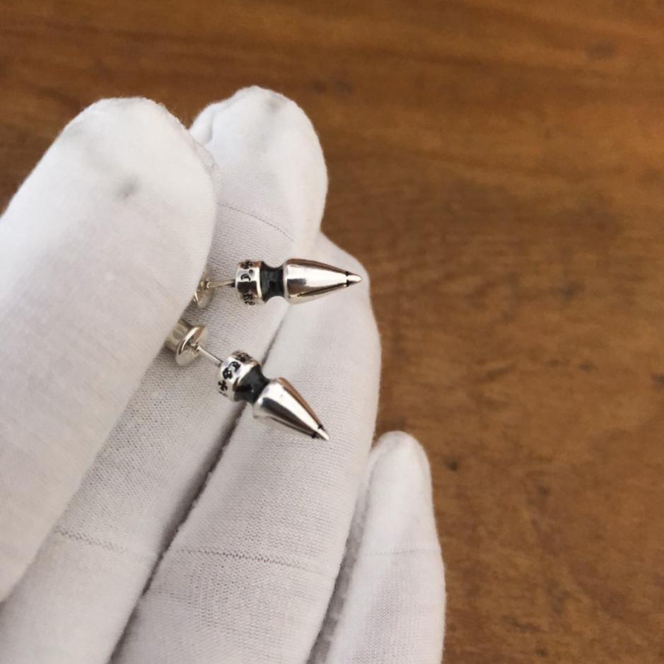 replica,repliche,fake,1:1,earrings,bracelet,ring,jewelry Proiettili di cuori cromati gay