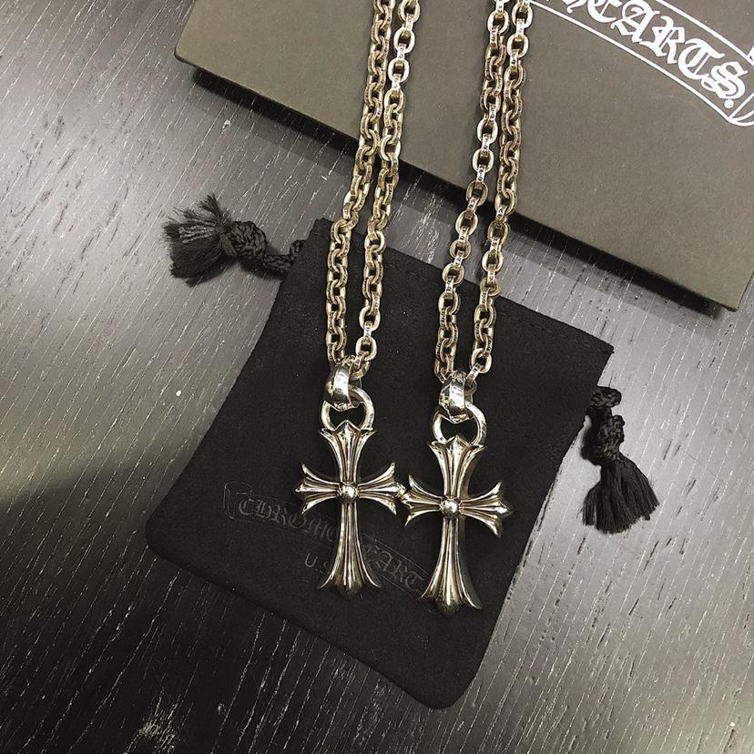 replica,repliche,fake,1:1,earrings,bracelet,ring,jewelry Collana con croce classica a cuore di corvo replica,repliche,fake,1:1,earrings,bracelet,ring,jewelry Collana con croce classica a cuore di corvo