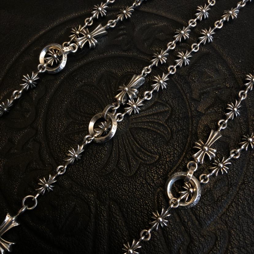 replica,repliche,fake,1:1,earrings,bracelet,ring,jewelry Collana con pannello alternato con cuori cromati replica,repliche,fake,1:1,earrings,bracelet,ring,jewelry Collana con pannello alternato con cuori cromati