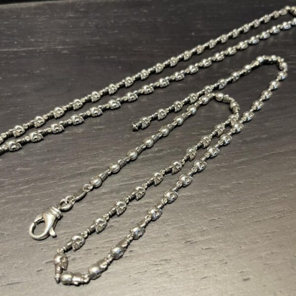 replica,repliche,fake,1:1,earrings,bracelet,ring,jewelry Collana con teschio a cuore Chrome Hearts