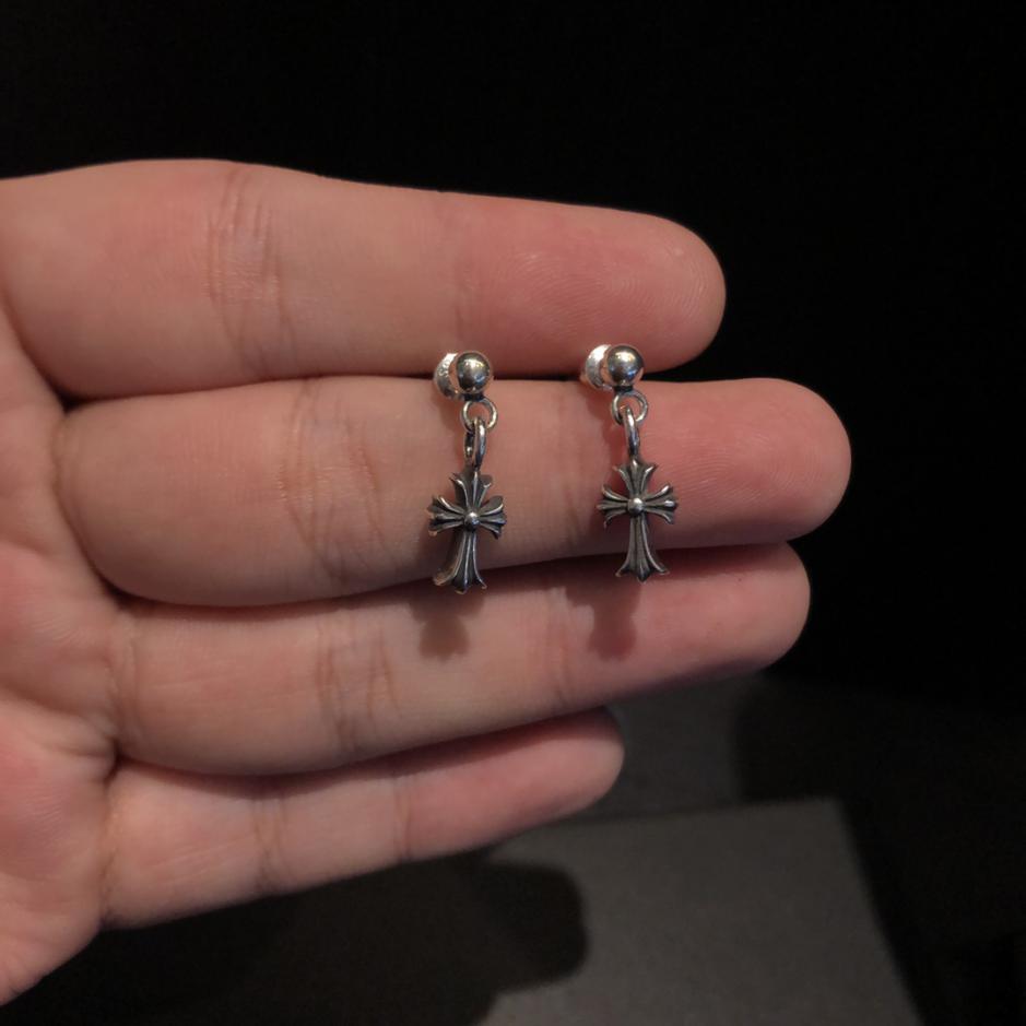 replica,repliche,fake,1:1,earrings,bracelet,ring,jewelry Orecchini pendenti con croce di cuori cromati replica,repliche,fake,1:1,earrings,bracelet,ring,jewelry Orecchini pendenti con croce di cuori cromati