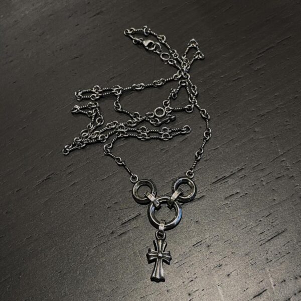replica,repliche,fake,1:1,earrings,bracelet,ring,jewelry Piccola catena a croce a tre anelli Chrome Hearts