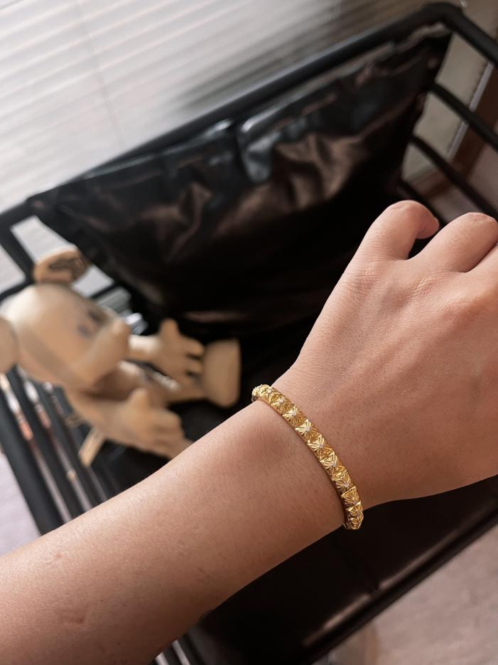 replica,repliche,fake,1:1,earrings,bracelet,ring,jewelry Bracciale a quadretti incrociati con pietre placcate oro Chrome Hearts replica,repliche,fake,1:1,earrings,bracelet,ring,jewelry Bracciale a quadretti incrociati con pietre placcate oro Chrome Hearts