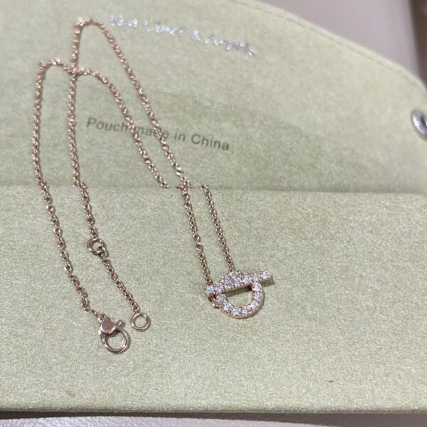 replica,repliche,fake,1:1,earrings,bracelet,ring,jewelry Collana di diamanti a forma di Q Hermès, oro vero 18 carati e diamanti, popolare modello online (3E2D)