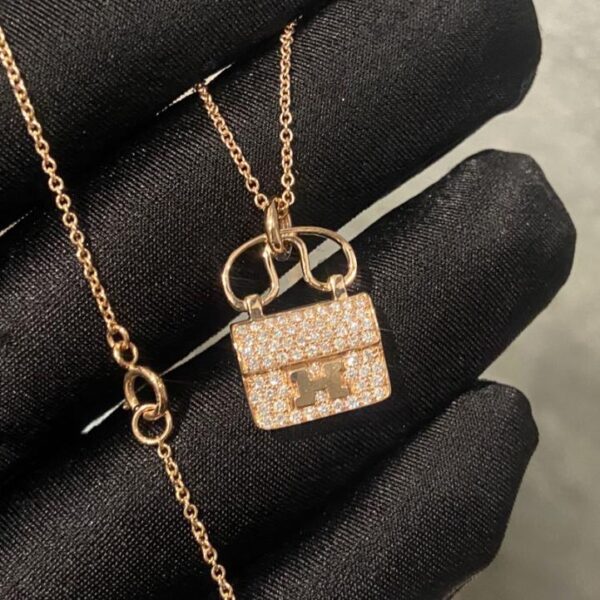 replica,repliche,fake,1:1,earrings,bracelet,ring,jewelry Collana con borsa Hermès Kangkang in vero oro 18 carati e veri diamanti(1BF2)