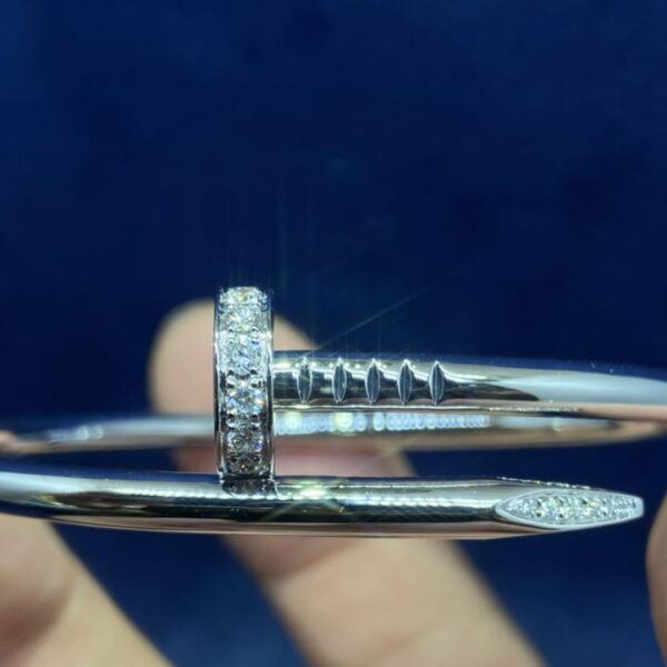 replica,repliche,fake,1:1,earrings,bracelet,ring,jewelry Bracciale classico con diamanti Cartier con testa e coda, squisita fattura, vero oro 18 carati e veri diamanti (5702)