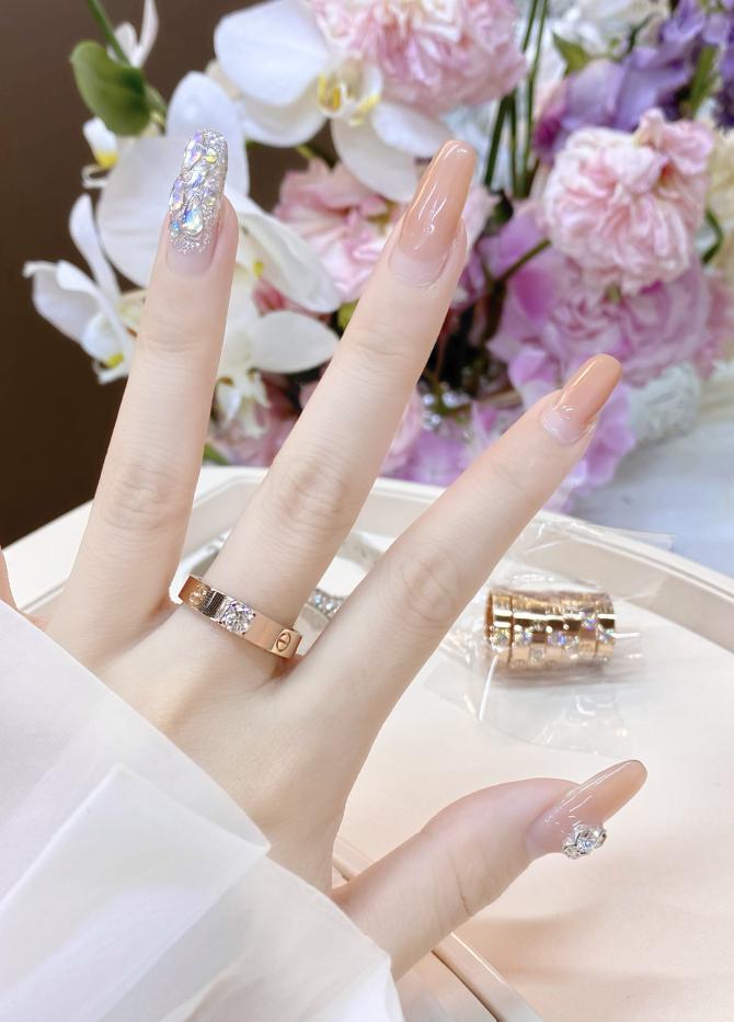 replica,repliche,fake,1:1,earrings,bracelet,ring,jewelry Anello Cartier con pietra principale da 23 punti in oro vero 18 carati e diamanti (B433) replica,repliche,fake,1:1,earrings,bracelet,ring,jewelry Anello Cartier con pietra principale da 23 punti in oro vero 18 carati e diamanti (B433)