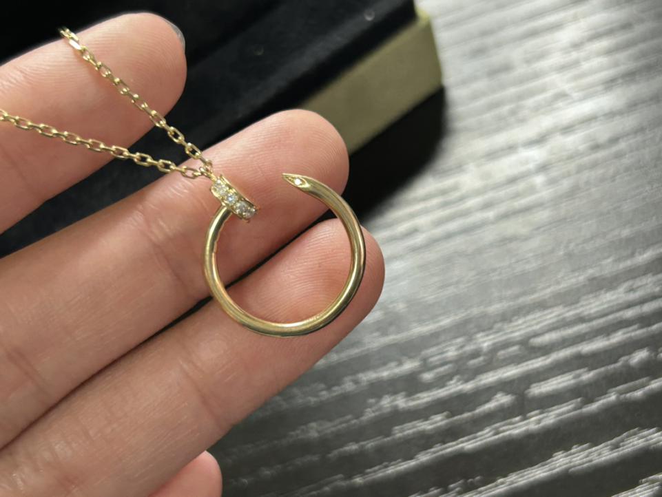 replica,repliche,fake,1:1,earrings,bracelet,ring,jewelry Collana con testa e coda di diamanti Cartier in oro vero 18 carati e diamanti veri in stock (1FD7) replica,repliche,fake,1:1,earrings,bracelet,ring,jewelry Collana con testa e coda di diamanti Cartier in oro vero 18 carati e diamanti veri in stock (1FD7)
