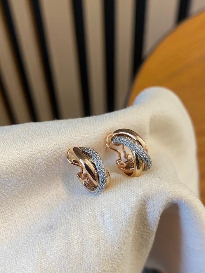 replica,repliche,fake,1:1,earrings,bracelet,ring,jewelry Orecchino Cartier tricolore in oro 18 carati con diamanti (0245) replica,repliche,fake,1:1,earrings,bracelet,ring,jewelry Orecchino Cartier tricolore in oro 18 carati con diamanti (0245)