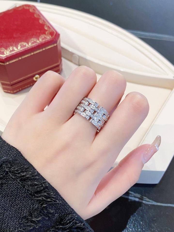 replica,repliche,fake,1:1,earrings,bracelet,ring,jewelry Anello Tank Cartier in oro vero 18k e diamanti (27D5) replica,repliche,fake,1:1,earrings,bracelet,ring,jewelry Anello Tank Cartier in oro vero 18k e diamanti (27D5)