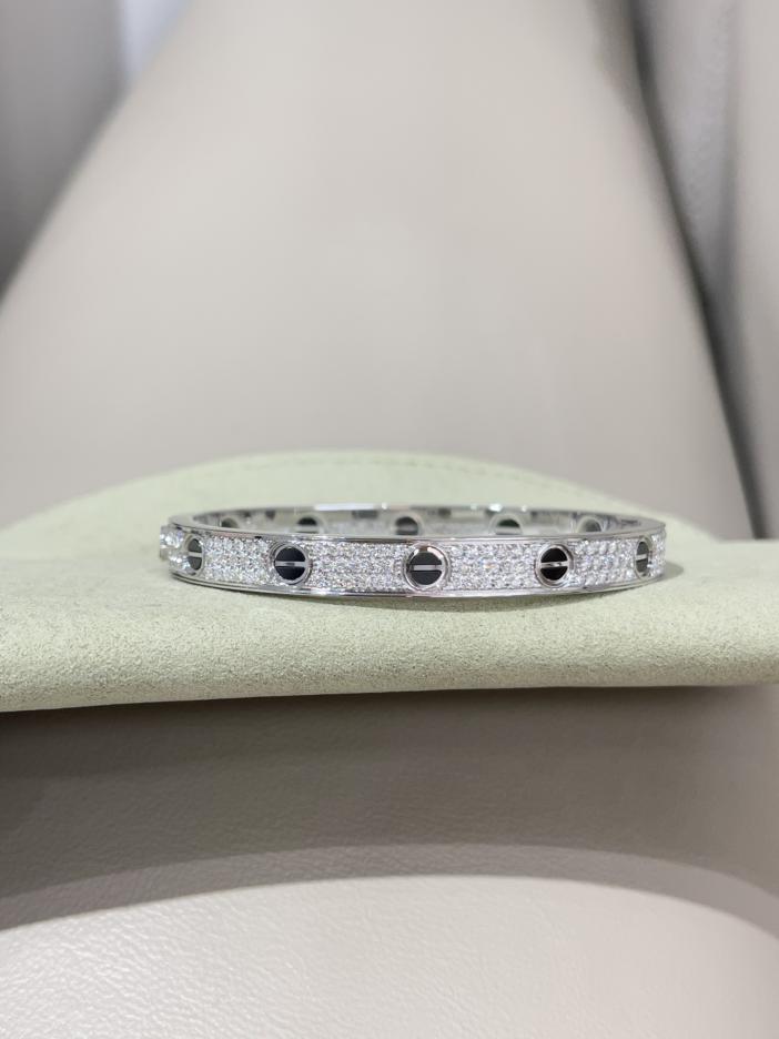 replica,repliche,fake,1:1,earrings,bracelet,ring,jewelry Bracciale ampio Cartier con borchie nere, oro vero 18 carati e diamanti, personalizzato, alla moda e versatile, stesso stile per uomo e donna (5EB3) replica,repliche,fake,1:1,earrings,bracelet,ring,jewelry Bracciale ampio Cartier con borchie nere, oro vero 18 carati e diamanti, personalizzato, alla moda e versatile, stesso stile per uomo e donna (5EB3)
