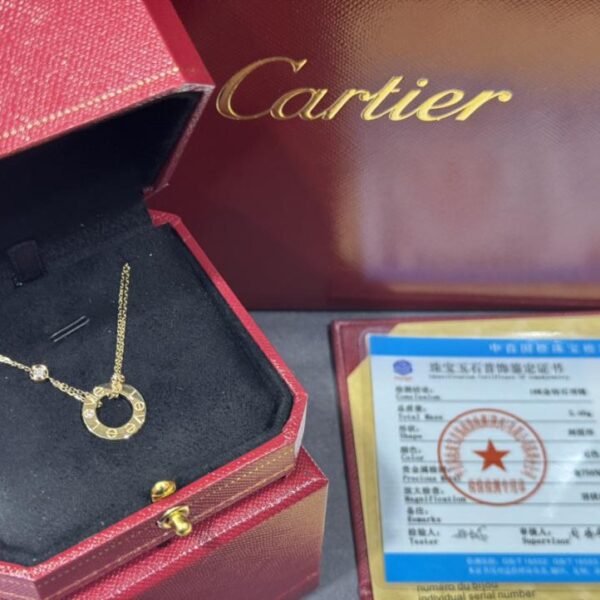 replica,repliche,fake,1:1,earrings,bracelet,ring,jewelry Foto reali della consegna, collana personalizzata con torta serie Cartier Love in oro 18 carati (4F46)