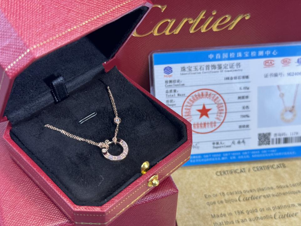 replica,repliche,fake,1:1,earrings,bracelet,ring,jewelry Foto reali della consegna, collana personalizzata con diamante singolo Cartier serie Love in oro 18 carati (8917) replica,repliche,fake,1:1,earrings,bracelet,ring,jewelry Foto reali della consegna, collana personalizzata con diamante singolo Cartier serie Love in oro 18 carati (8917)