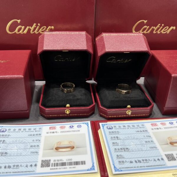 replica,repliche,fake,1:1,earrings,bracelet,ring,jewelry Veri scatti della consegna, anello personalizzato Cartier in oro 18 carati versione ampia serie LOVE senza diamanti, anello per coppia (E6B9)