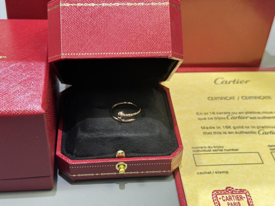 replica,repliche,fake,1:1,earrings,bracelet,ring,jewelry Foto della consegna effettiva Anello per unghie in oro chiaro personalizzato Cartier in oro 18 carati versione stretta in oro rosa (61F4) replica,repliche,fake,1:1,earrings,bracelet,ring,jewelry Foto della consegna effettiva Anello per unghie in oro chiaro personalizzato Cartier in oro 18 carati versione stretta in oro rosa (61F4)