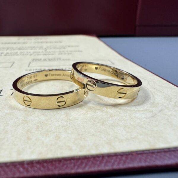 replica,repliche,fake,1:1,earrings,bracelet,ring,jewelry Foto reali della consegna. Anello in oro 18 carati personalizzato con vite da 3,6 mm. Anello per coppia con impronta esclusiva appositamente personalizzata. Vorrei che gli innamorati si sposassero finalmente.