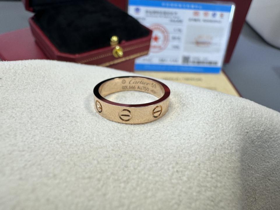 replica,repliche,fake,1:1,earrings,bracelet,ring,jewelry Consegna effettiva, anello personalizzato Cartier classico LOVE in oro 18 carati versione stretta senza diamanti (1E87) replica,repliche,fake,1:1,earrings,bracelet,ring,jewelry Consegna effettiva, anello personalizzato Cartier classico LOVE in oro 18 carati versione stretta senza diamanti (1E87)