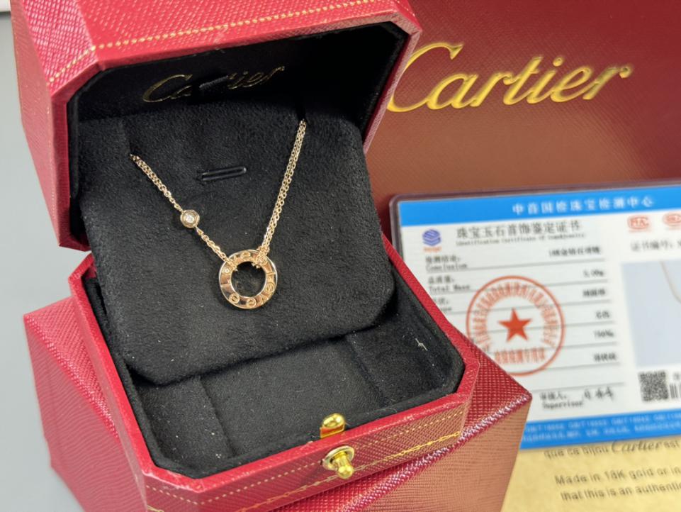 replica,repliche,fake,1:1,earrings,bracelet,ring,jewelry Foto reali della consegna, oro 18 carati personalizzato, diamanti naturali, collana torta serie Love Cartier, oro rosa (AA4D) replica,repliche,fake,1:1,earrings,bracelet,ring,jewelry Foto reali della consegna, oro 18 carati personalizzato, diamanti naturali, collana torta serie Love Cartier, oro rosa (AA4D)
