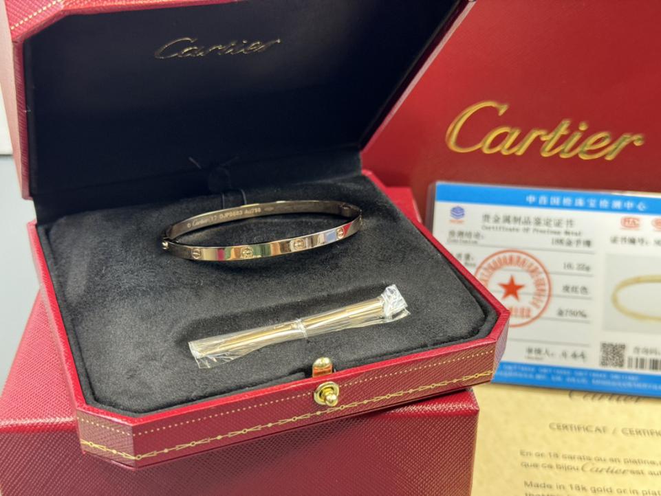 replica,repliche,fake,1:1,earrings,bracelet,ring,jewelry Foto reali della consegna, oro 18 carati personalizzato, oro vero e diamanti veri, bracciale Cartier versione stretta serie love senza diamanti (BCD2) replica,repliche,fake,1:1,earrings,bracelet,ring,jewelry Foto reali della consegna, oro 18 carati personalizzato, oro vero e diamanti veri, bracciale Cartier versione stretta serie love senza diamanti (BCD2)