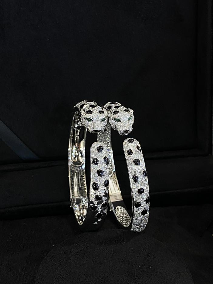 replica,repliche,fake,1:1,earrings,bracelet,ring,jewelry Bracciale leopardo maculato Cartier pieno di diamanti e mezzi diamanti in oro vero 18 carati (8644) replica,repliche,fake,1:1,earrings,bracelet,ring,jewelry Bracciale leopardo maculato Cartier pieno di diamanti e mezzi diamanti in oro vero 18 carati (8644)