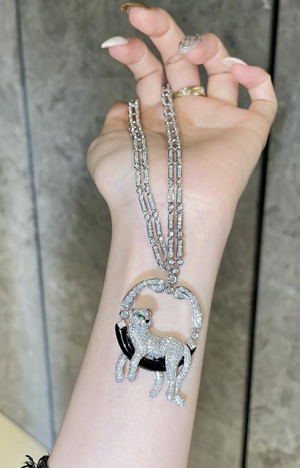 replica,repliche,fake,1:1,earrings,bracelet,ring,jewelry Collana leopardata Cartier in oro vero 18l e diamanti (8E82) replica,repliche,fake,1:1,earrings,bracelet,ring,jewelry Collana leopardata Cartier in oro vero 18l e diamanti (8E82)
